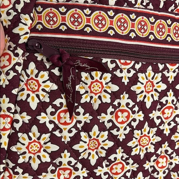 Vera Bradley Patterned Crossbody Bag - Picture 2 of 6